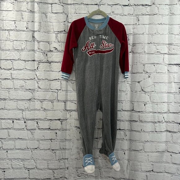 Boys Carter's sleeper Size 2T - Picture 1 of 3